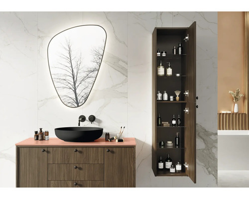 Baie cu dulap de bază pentru lavoar, lavoar aplicat, oglindă și dulap înalt deschis