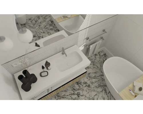 Baie cu chiuvetă, cadă și podea de marmură