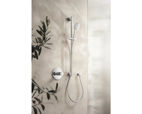 Baterie de duș cu duș de mână și baterie termostatică de amestec pe perete