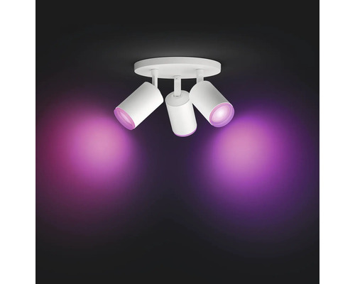 Lumină de plafon cu trei spoturi