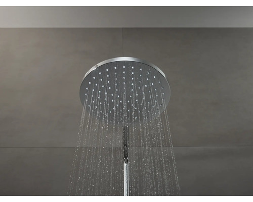 Duș cu efect de ploaie cu jet de apă