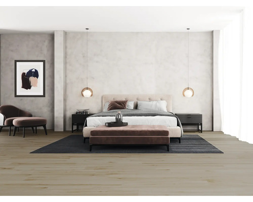 Dormitor cu pat matrimonial, noptiere, covor și scaune