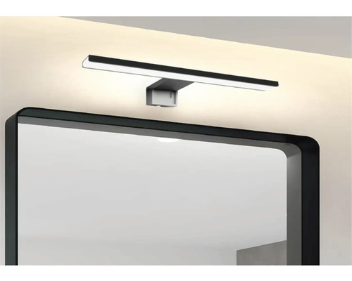 Baie cu oglindă și lumină LED