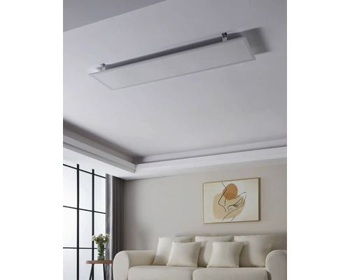 Lumină de plafon într-un living