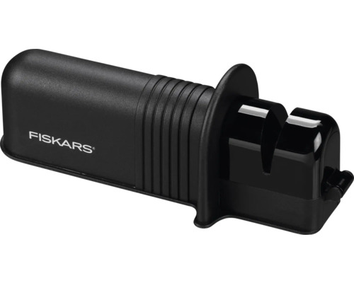 Logo Fiskars pe un ascuțitor de cuțite