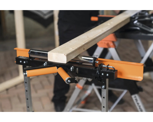 Lemn pe suport cu role