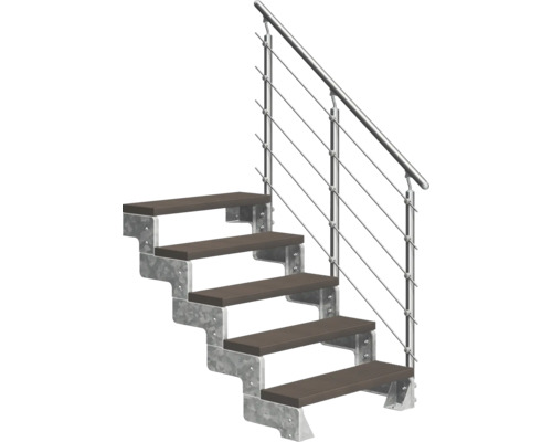 Scară cu balustradă metalică și trepte din lemn