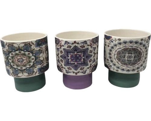 Trei ghivece ceramice cu modele florale diferite