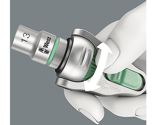 O unealtă Wera cu o cheie tubulară de dimensiunea 13 este operată de o mână.