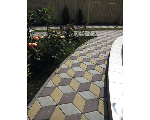 Alei de grădină cu pavele în model cub