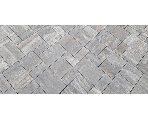 Pavaj cu pavaj din beton în model herringbone