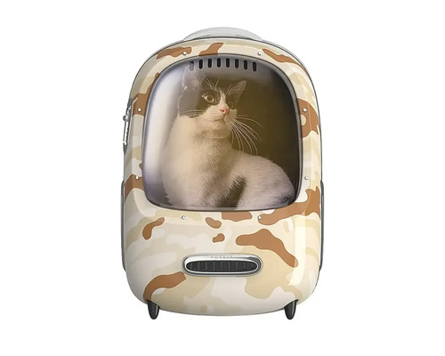 Pisică într-o geantă de transport Petkit cu design camuflaj