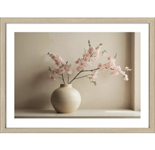 Imprimeu decorativ cu aranjament floral într-o vază