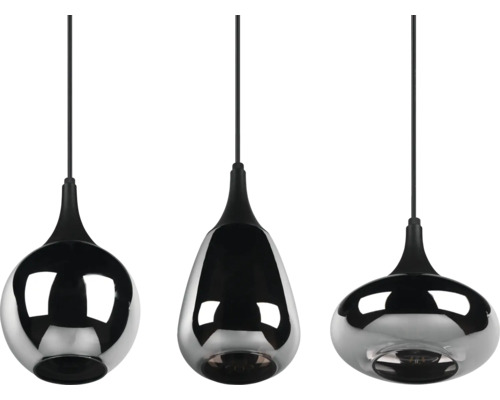 Trei lămpi suspendate cu forme diferite