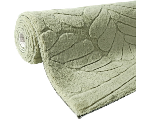 Covor rulat cu model