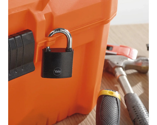 Cutie de scule cu lacăt Yale
