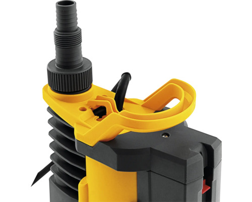 Prim-plan al unei pompe submersibile