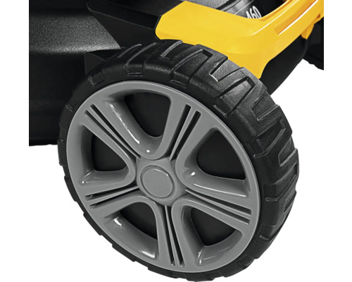 Roată de mașină de tuns iarba