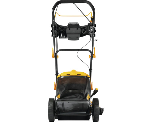 Mașină de tuns iarba