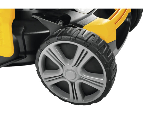 Roată de mașină de tuns iarba