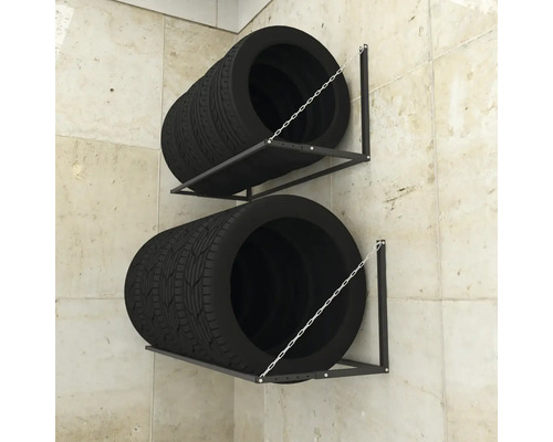 Anvelope auto pe suport pentru anvelope pentru montare pe perete