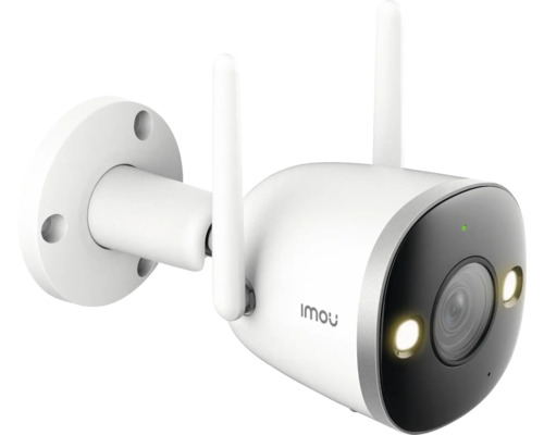 Cameră de supraveghere albă Imou cu antene și suport de perete