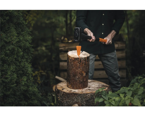 Despicător de lemne cu pană de despicat și baros pentru despicat lemne