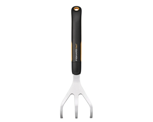 Cultivator Fiskars Xact pentru afânarea solului