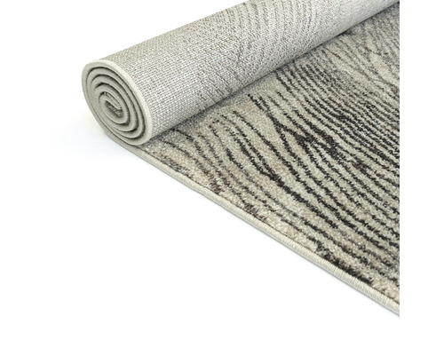 Covor rulat cu model în dungi