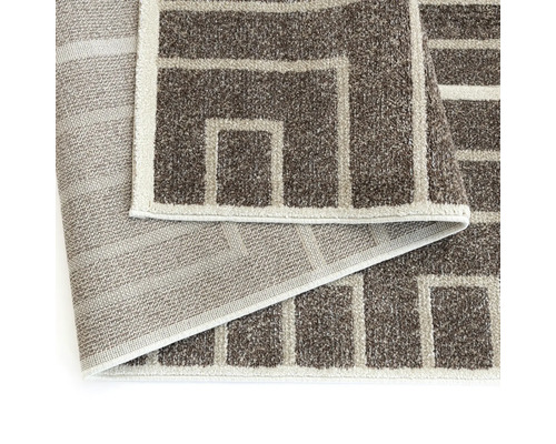 Covor cu model geometric