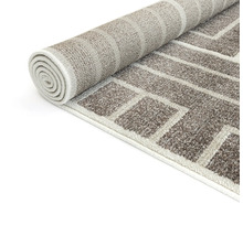 Covor cu model geometric, parțial rulat