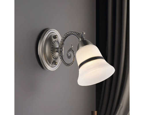 Lampa de perete cu abajur de sticlă pentru interior