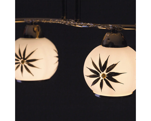 Lumină de tavan cu model floral și mai multe becuri