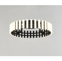 Plafonieră rotundă cu lumini LED și design grilă