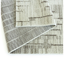 Covor cu model geometric