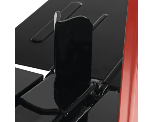 Prim-plan cu un despicător de lemne