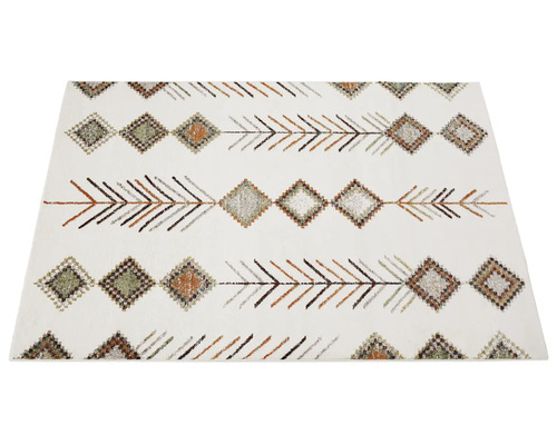 Covor cu model etno și forme geometrice