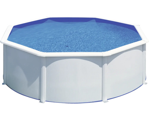 Piscină supraterană umplută cu apă