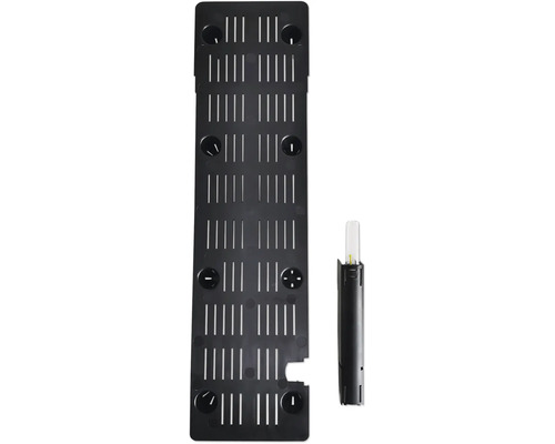 Suport negru pentru scule cu găuri și element de iluminat