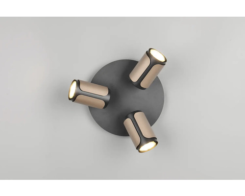 Lumină de plafon cu trei spoturi pentru iluminarea interioarelor