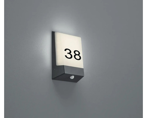 Plăcuță de număr de casă iluminată cu numărul 38 și senzor de mișcare