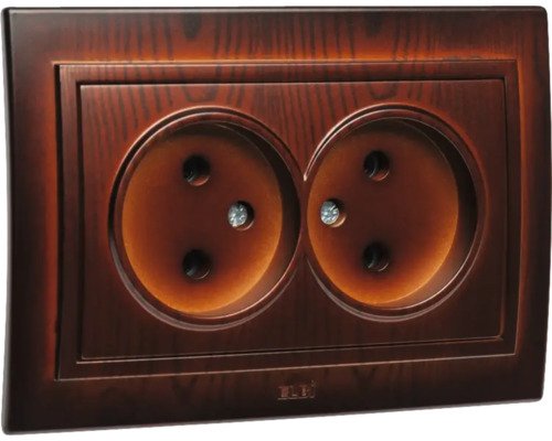 Priză dublă cu design din lemn pentru interior