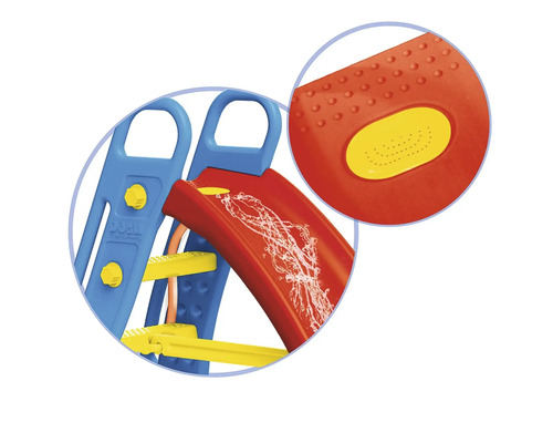 Imagine detaliată a unui tobogan pentru copii cu racord de apă