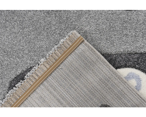 Vizualizare detaliată a unui covor gri cu model