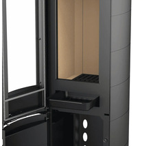 Imagine detaliată a unui șemineu cu ușa deschisă și cenușar