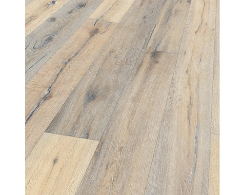 Prim-plan cu parchet montat.