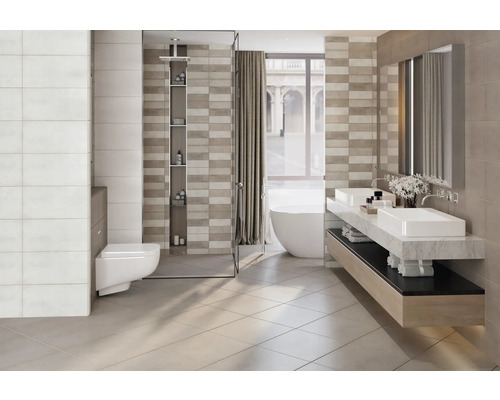 Baie luminoasă cu duș, cadă, chiuvetă dublă și toaletă