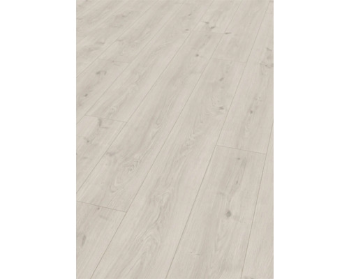 Parchet laminat Egger 10 mm stejar Seefeld gri deschis Parchet laminat montat cu aspect de lemn