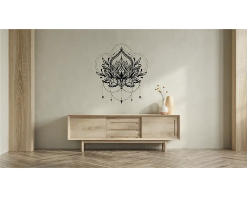 Sufragerie cu comodă și autocolant de perete cu flori de lotus