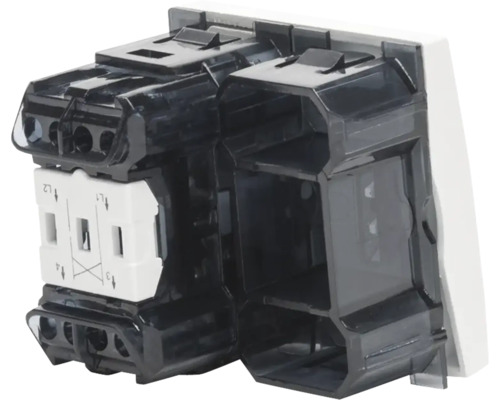 Inserție dublă de comutator pentru programe de comutatoare